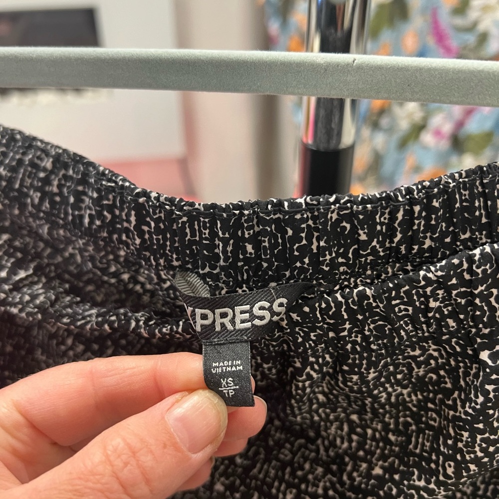Express Onsie - Picture 4 of 4